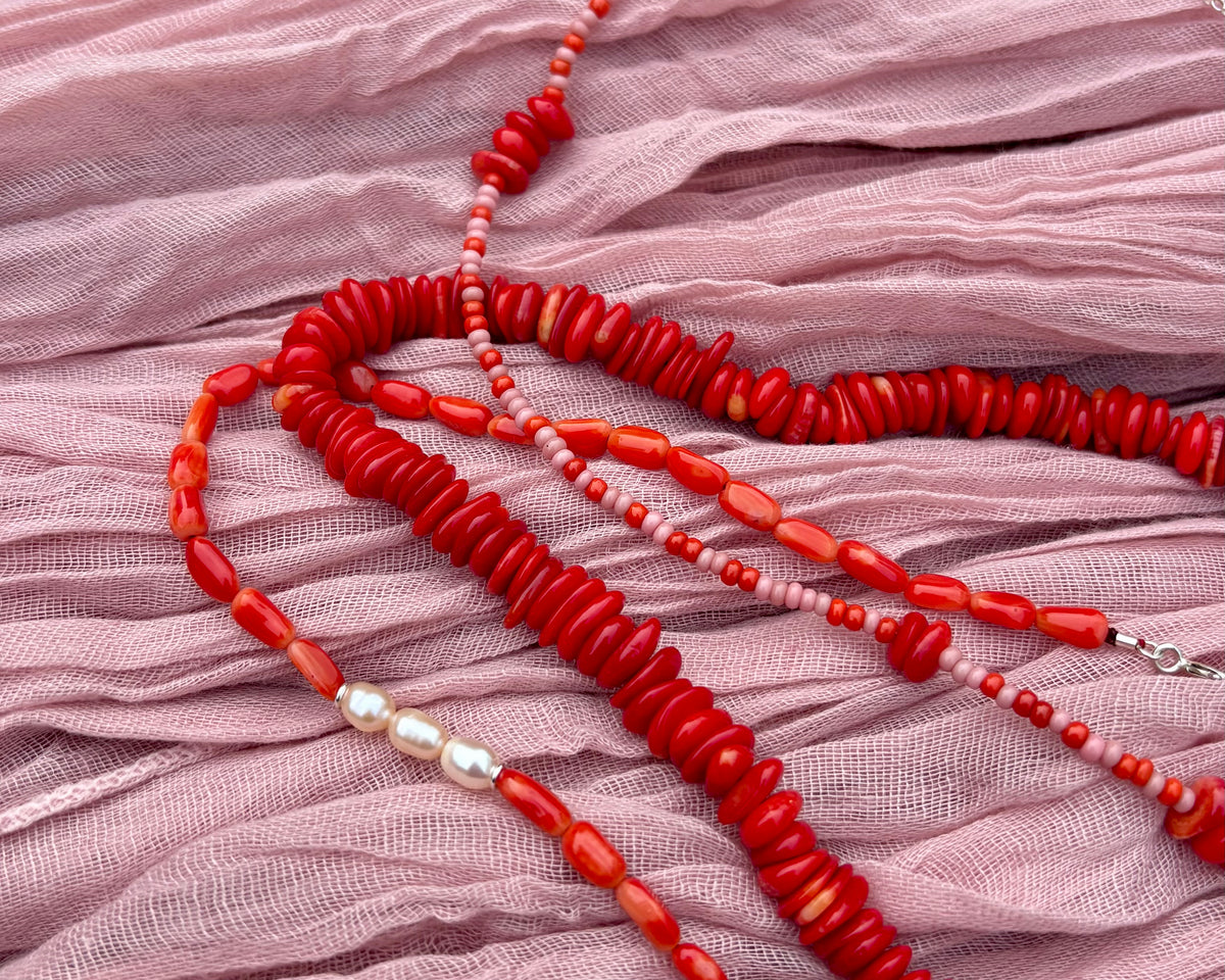 Pink and red murano glass bead choker