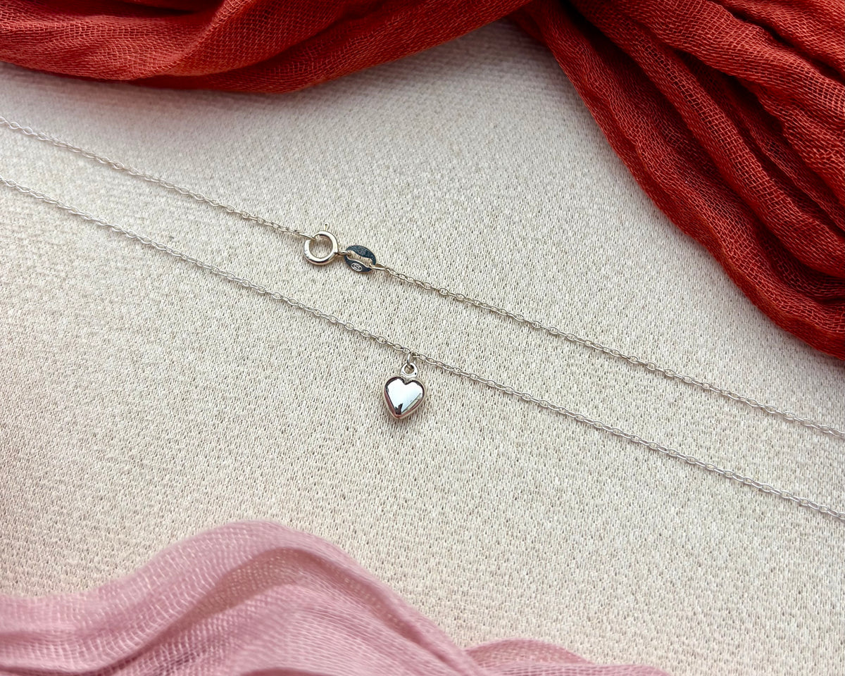 Heart charm necklace
