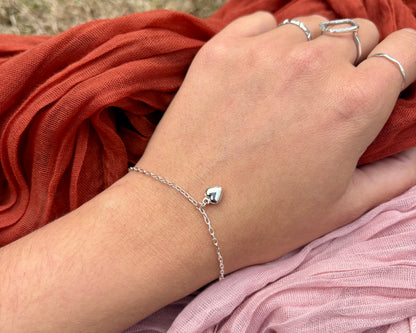 Heart charm bracelet