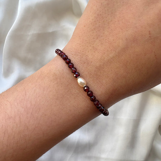 Pearl and Garnet Silver Bracelet