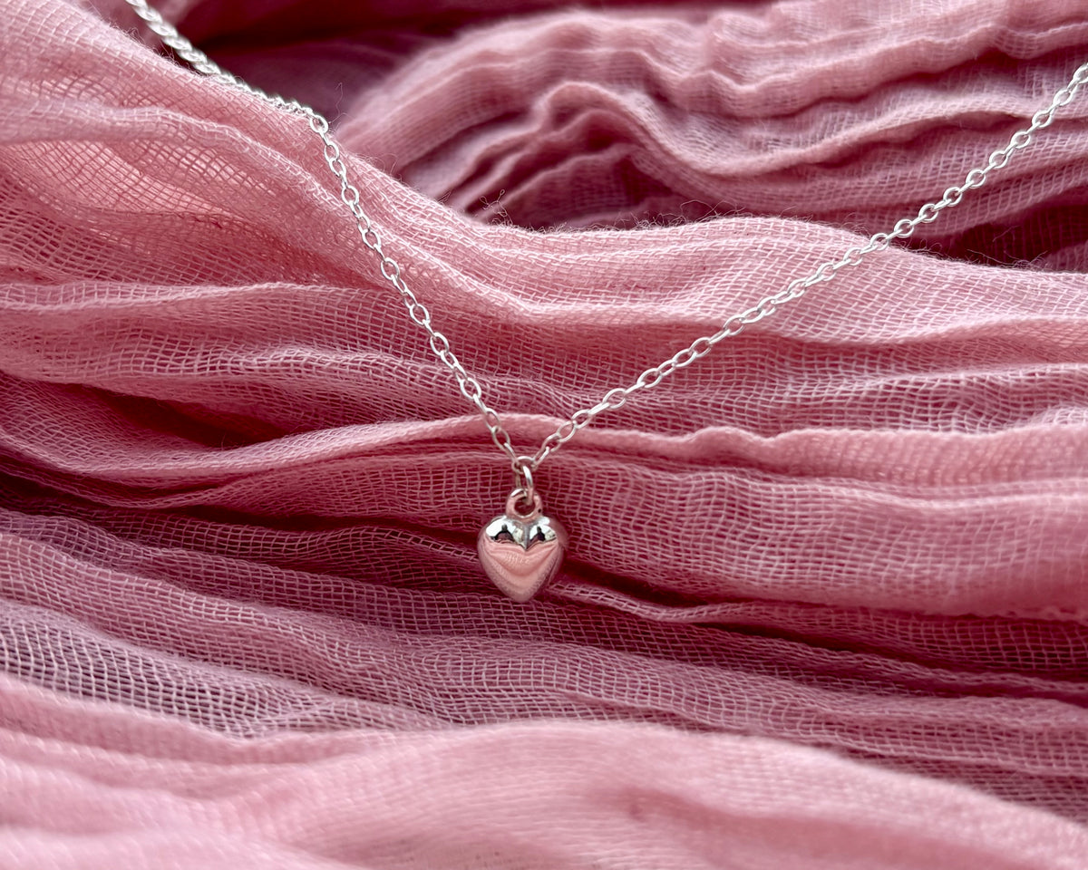 Heart charm necklace